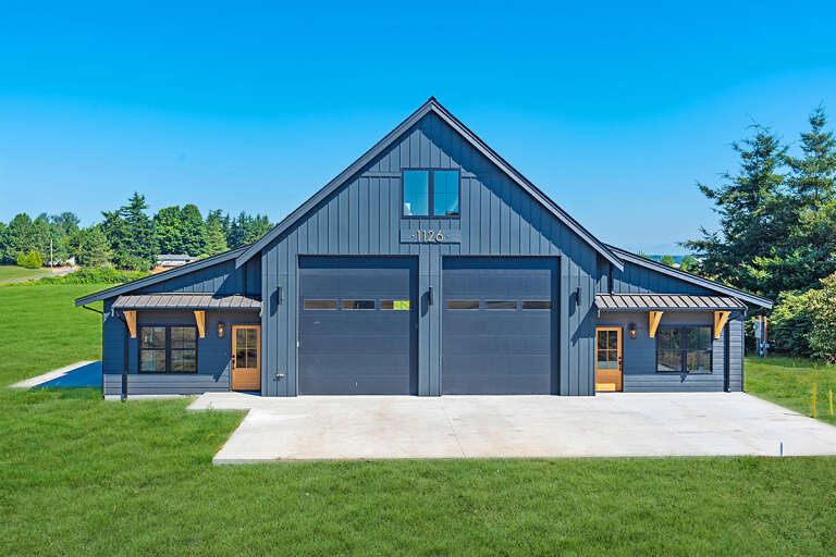 The Beauty of a Garage Plan with An Apartment Above