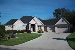 Traditional House Plan #098-00164 Elevation Photo
