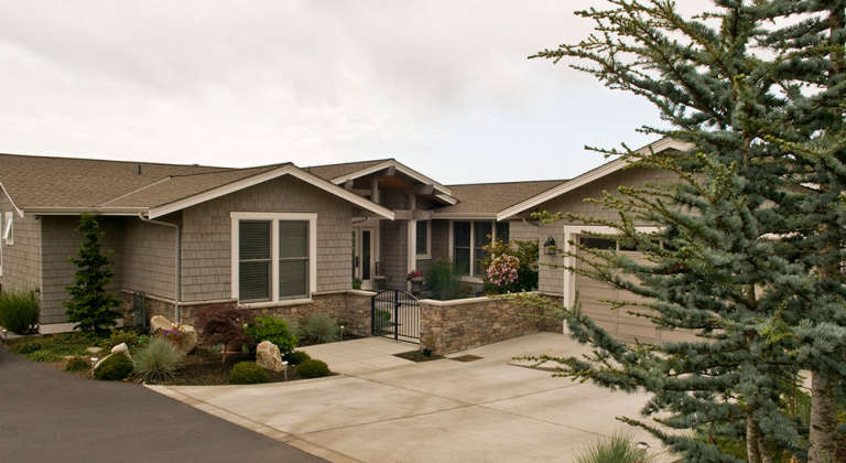 Craftsman House Plan #2559-00146 Elevation Photo