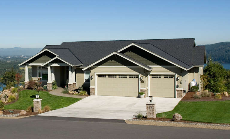 Craftsman House Plan #2559-00151 Elevation Photo