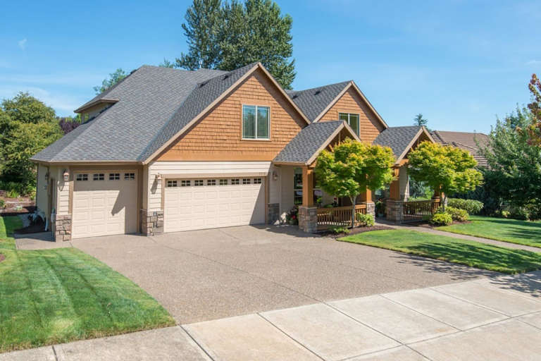 House Plan House Plan #12261 FRONT PHOTO DEFAULT
