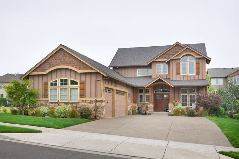 House Plan House Plan #12316 FRONT PHOTO DEFAULT 2
