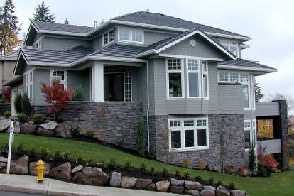 Craftsman House Plan #2559-00580 Elevation Photo