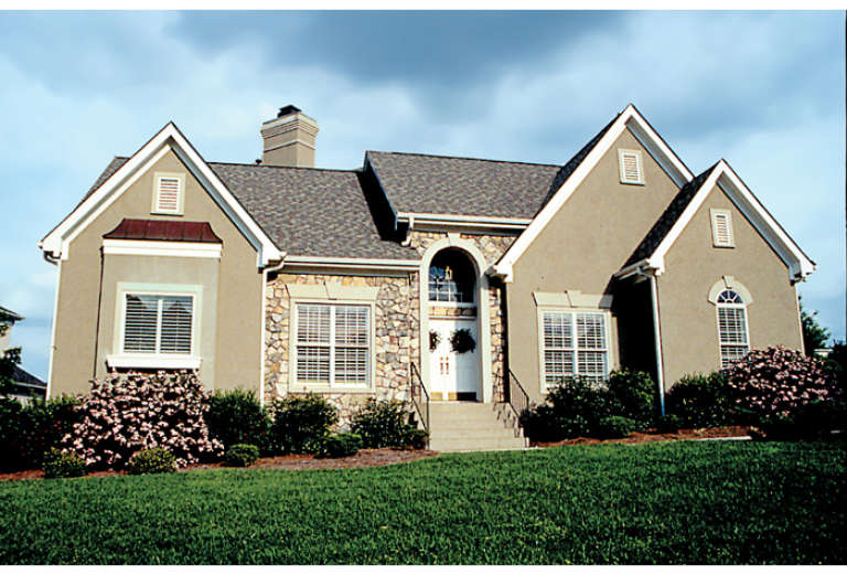 House Plan House Plan #12606 Front Photo