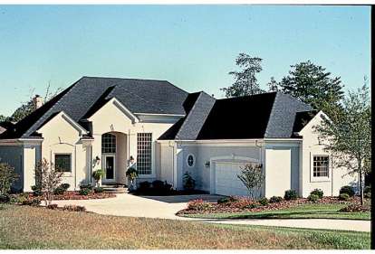 3 Bed, 2 Bath, 2765 Square Foot House Plan - #3323-00179