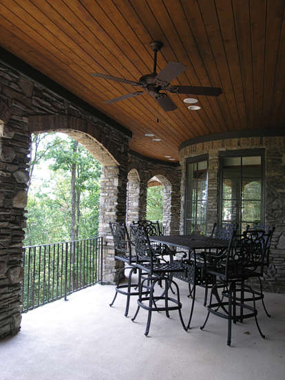 Luxury House Plan #3323-00197 Additional Photo