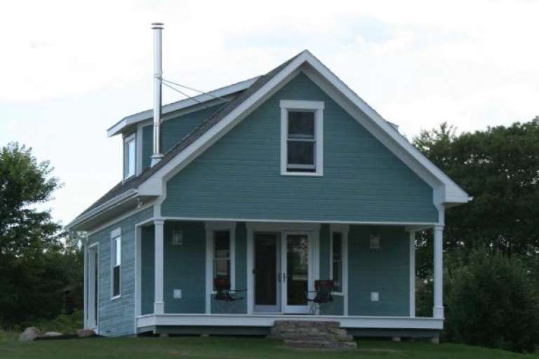 Narrow Lot House Plan #035-00483 Elevation Photo