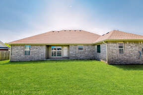 Traditional House Plan #4848-00281 Build Photo