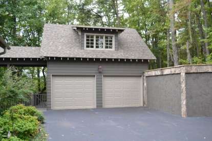 Vacation House Plan #5458-00052 Additional Photo