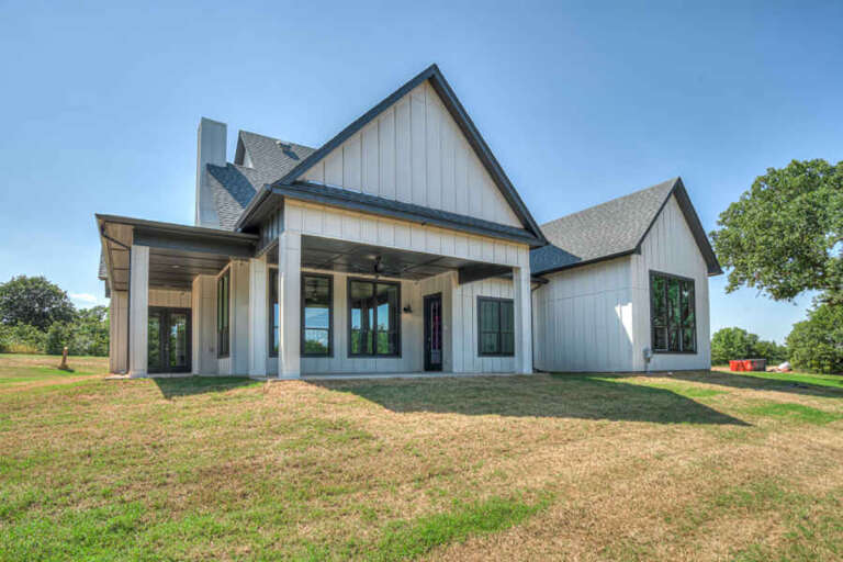 Modern Farmhouse House Plan #9401-00018 Elevation Photo