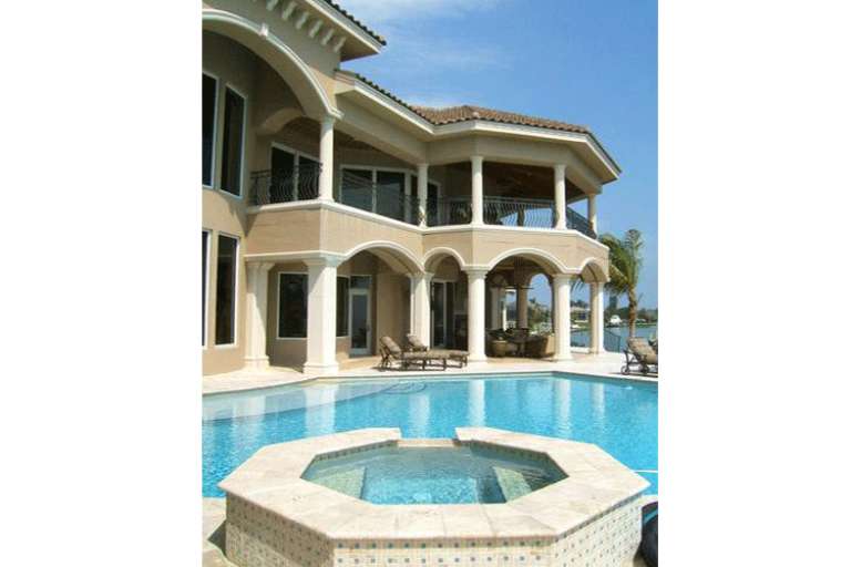 Florida House Plan #1018-00193 Elevation Photo