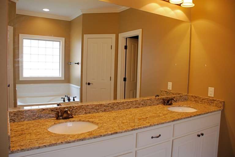 Ranch House Plan #041-00067 Additional Photo