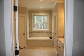 Narrow Lot House Plan #041-00074 Additional Photo