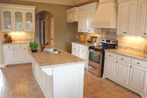 Country House Plan #041-00081 Additional Photo