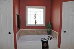 Country House Plan #041-00081 Additional Photo