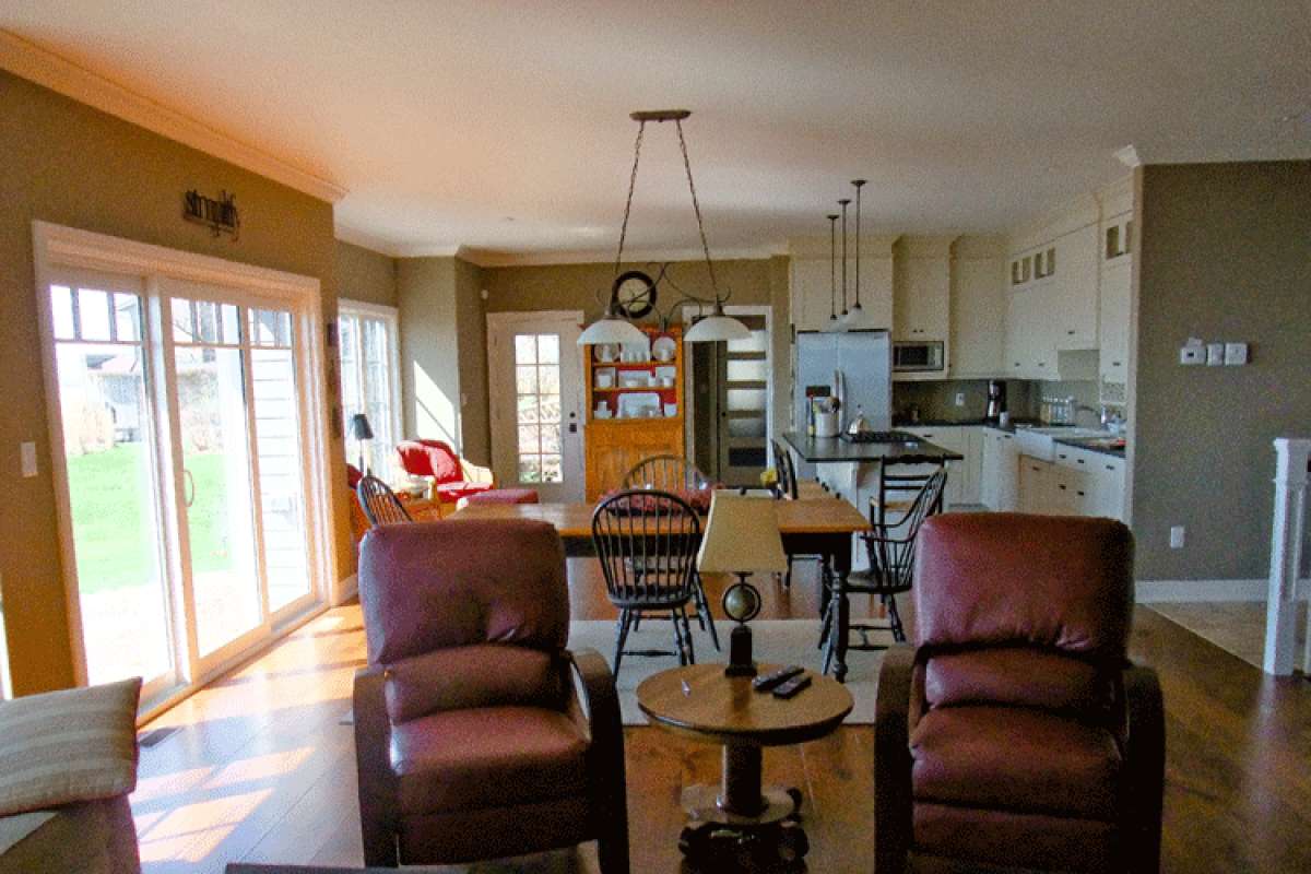 Ranch Plan 1,641 Square Feet, 2 Bedrooms, 2 Bathrooms 780600019