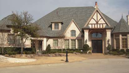 4 Bed, 4 Bath, 4957 Square Foot House Plan - #5445-00145
