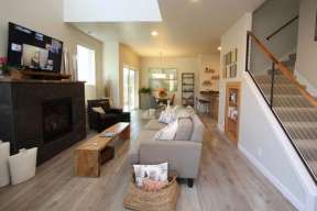 Modern House Plan #035-00669 Additional Photo