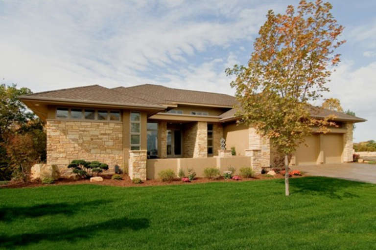 House Plan House Plan #17108 Front Elevation
