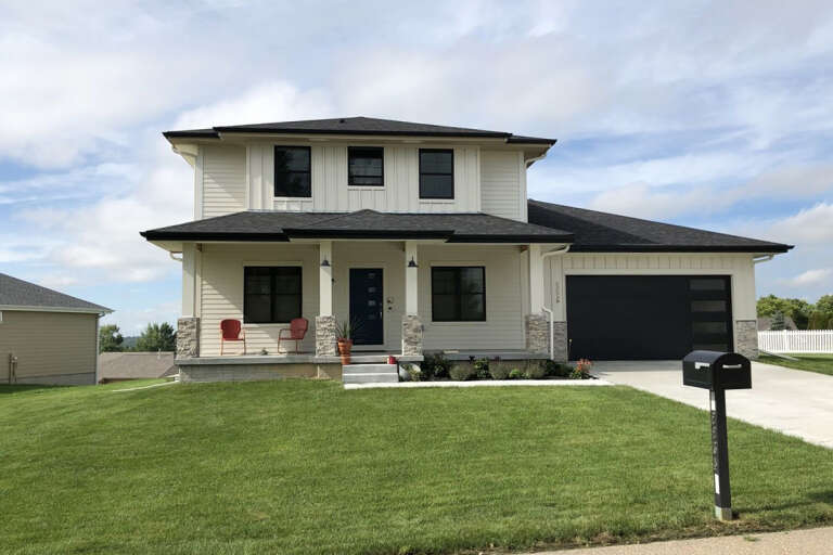 House Plan House Plan #17728 Front Elevation 