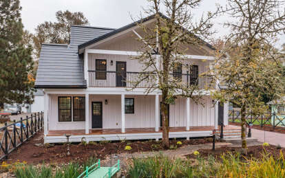 Cottage House Plan #940-00011 Build Photo