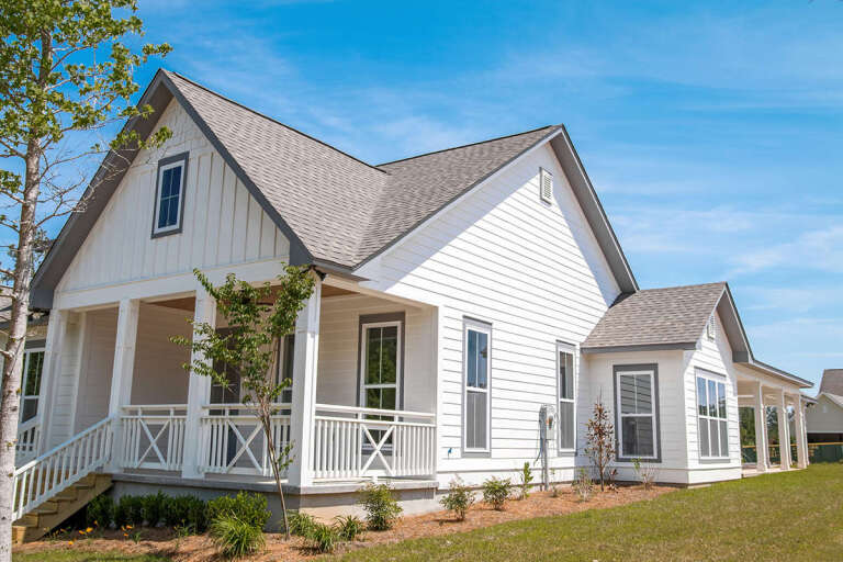 Traditional House Plan #041-00150 Build Photo