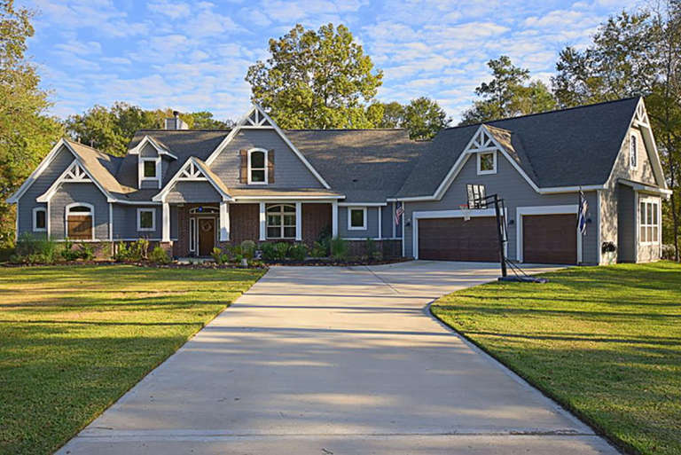 Craftsman House Plan #4195-00015 Elevation Photo