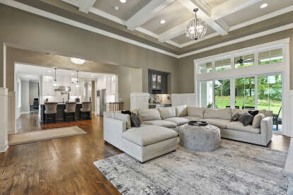 Modern Farmhouse House Plan #098-00302 Build Photo