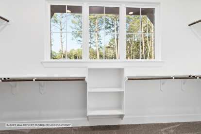 Modern Farmhouse House Plan #098-00302 Build Photo