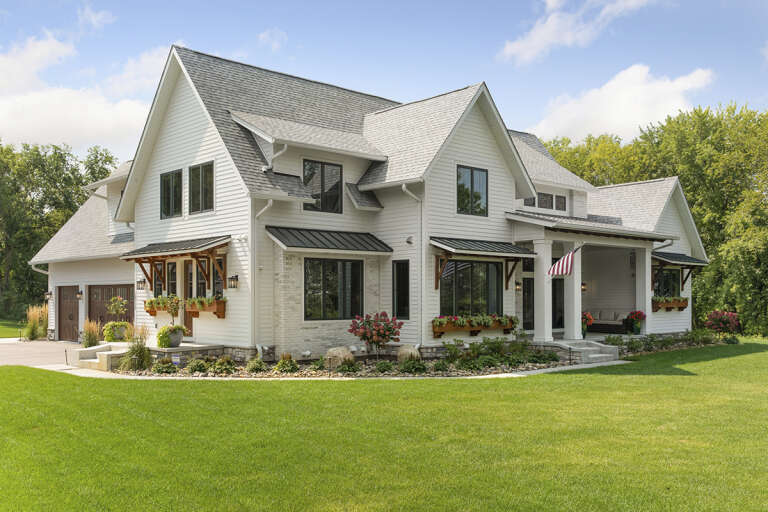 Modern Farmhouse House Plan #098-00302 Elevation Photo