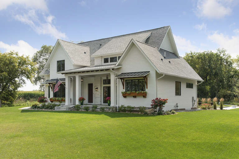 Modern Farmhouse House Plan #098-00302 Elevation Photo
