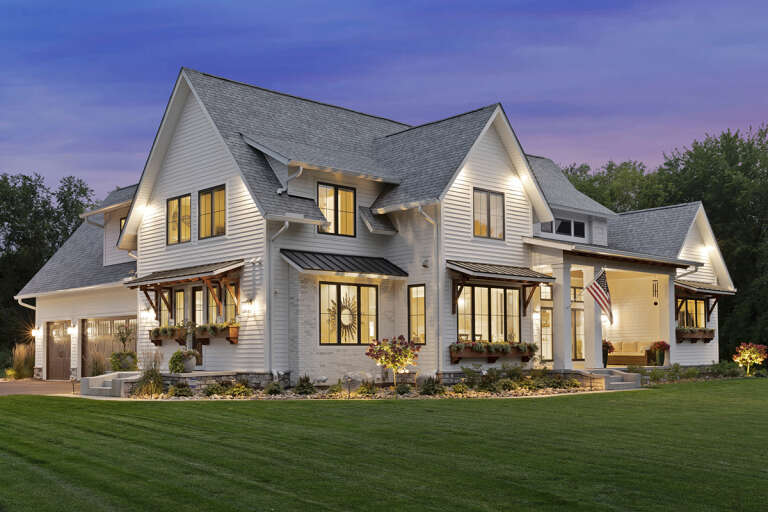 Modern Farmhouse House Plan #098-00302 Elevation Photo