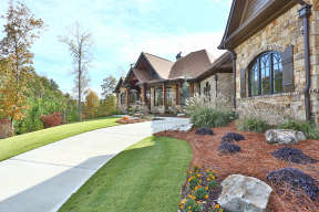Craftsman House Plan #699-00105 Elevation Photo