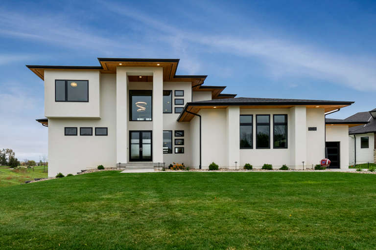 House Plan House Plan #20052 Front Elevation 