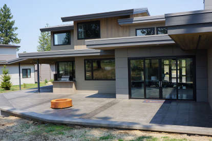 Mid Century Modern House Plan #5829-00018 Elevation Photo