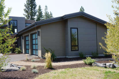 Mid Century Modern House Plan #5829-00018 Elevation Photo