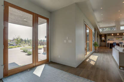 Modern House Plan #5829-00024 Additional Photo