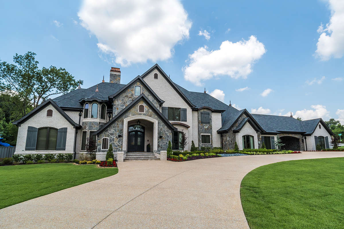 French Country Plan 7,519 Square Feet, 5 Bedrooms, 6.5