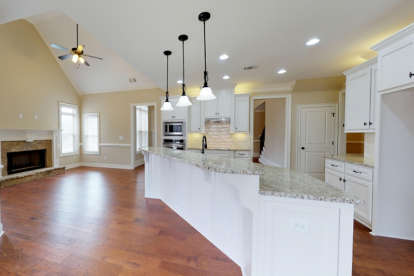 Traditional House Plan #8594-00245 Additional Photo