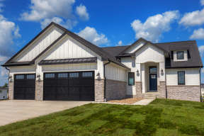 Ranch House Plan #1020-00329 Elevation Photo