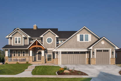 Craftsman House Plan #5631-00103 Elevation Photo