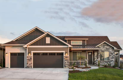 Craftsman House Plan #5631-00111 Elevation Photo