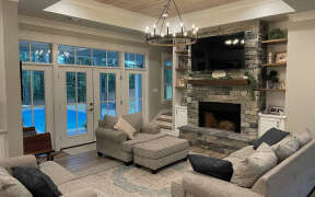 Modern Farmhouse House Plan #098-00316 Build Photo