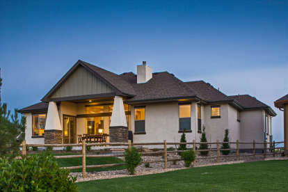Craftsman House Plan #5631-00119 Elevation Photo