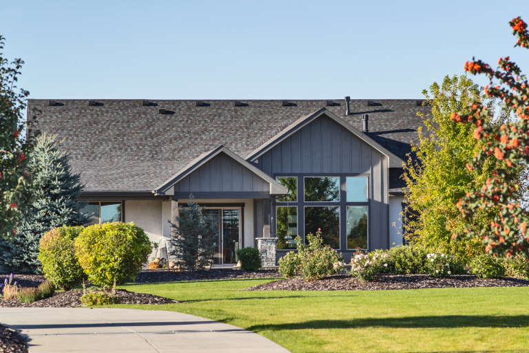 Craftsman House Plan #5631-00121 Elevation Photo