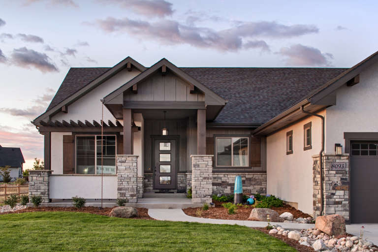 Craftsman House Plan #5631-00121 Elevation Photo