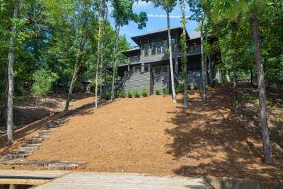 Lake Front House Plan #1070-00274 Build Photo