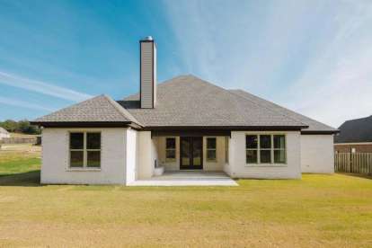 Ranch House Plan #1070-00275 Elevation Photo