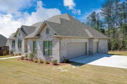 Ranch House Plan #1070-00287 Elevation Photo