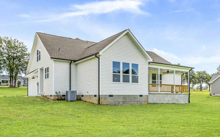Modern Farmhouse House Plan #009-00288 Build Photo